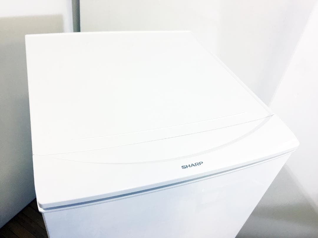 美品 中古★SHARP 137L 冷蔵庫【SJ-D14A-W】