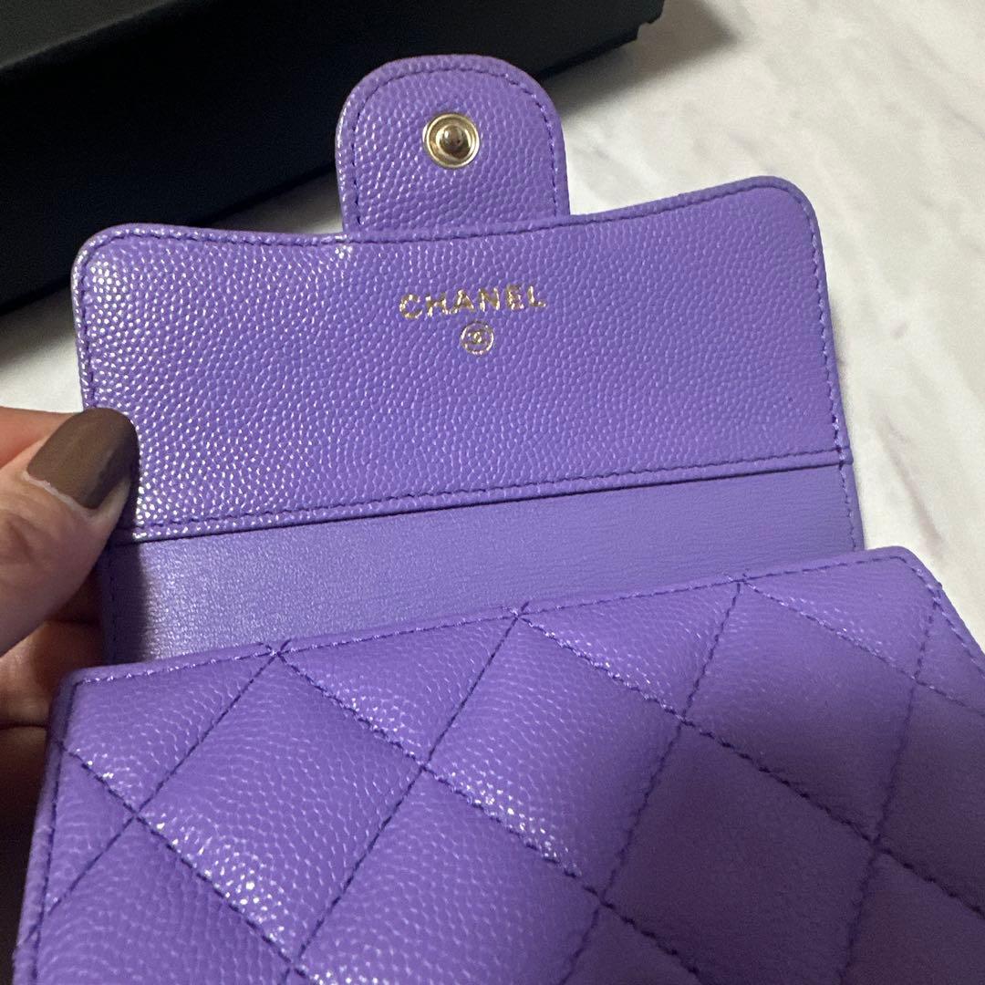 特別特価✨美品CHANEL 三つ折りキャビアスキン マトラッセ財布 パープル