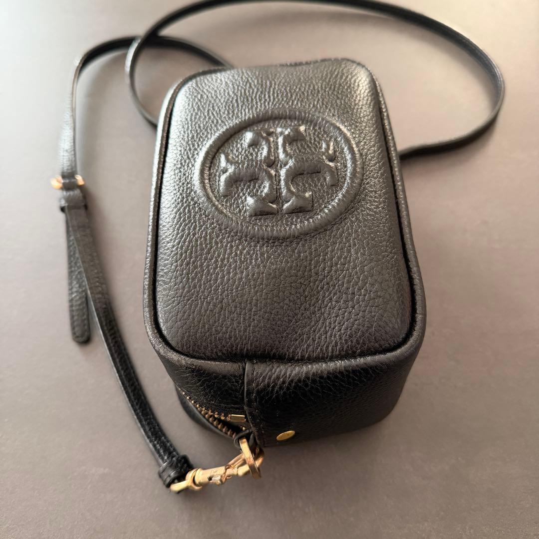 Tory Burch ブラックレザー ショルダーバッグ