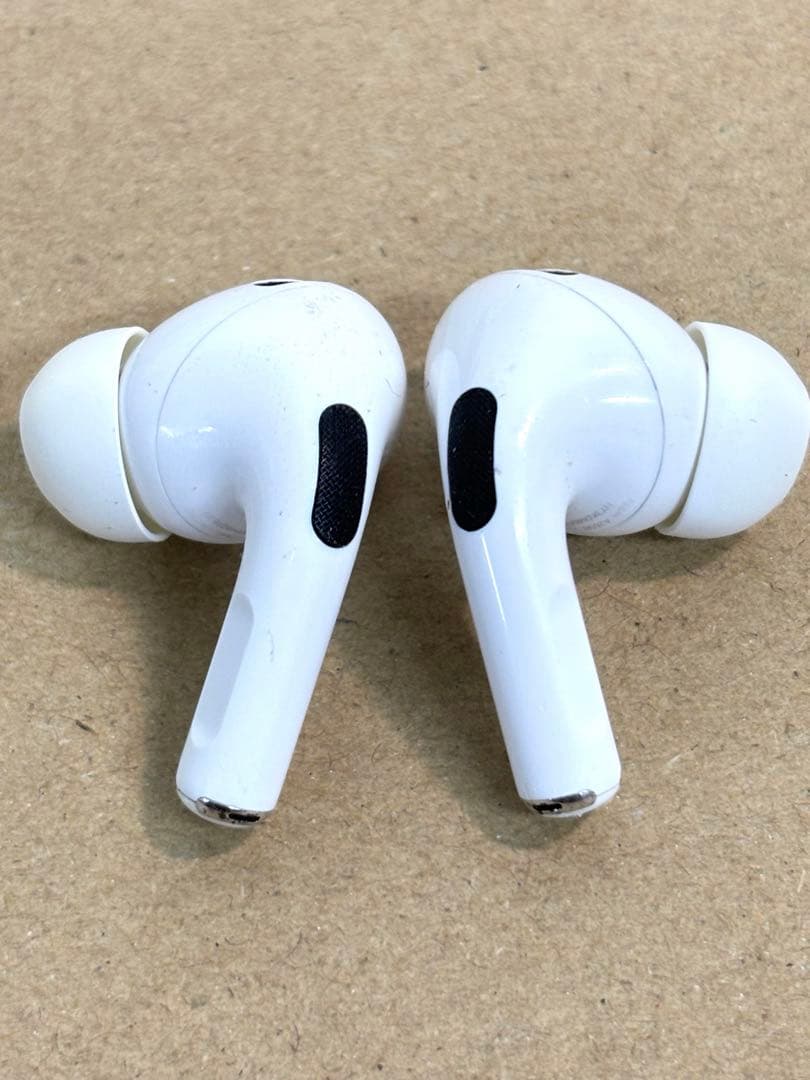18935 AirPods Pro (第2世代) A2698/2699/2700