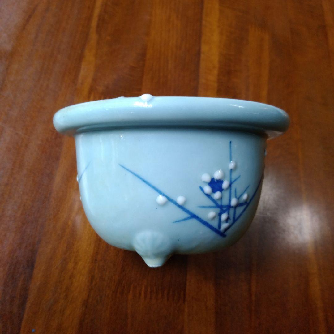 瀬戸　青磁梅花文　植木鉢　骨董