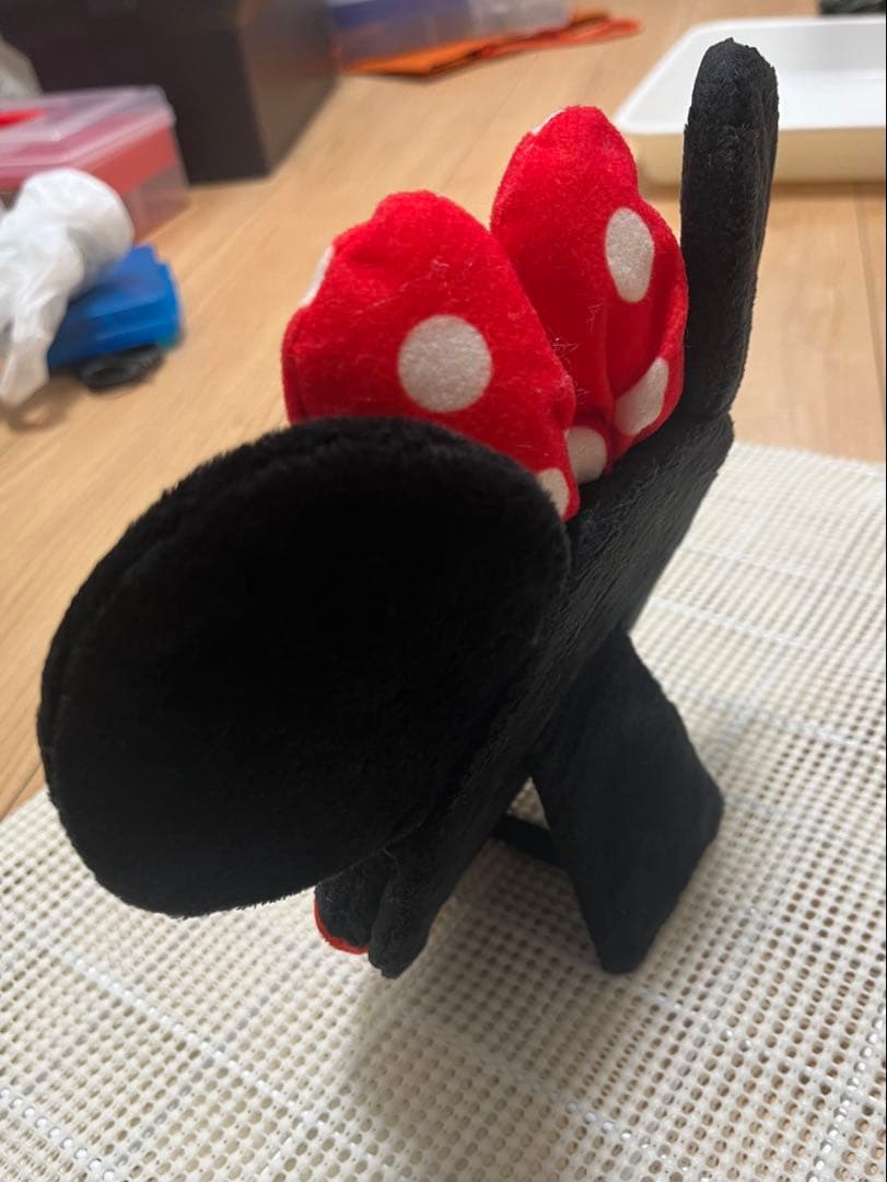 早い者勝ち　ディズニー　ミニーマウス　手袋付き　マフラーファンキャップ