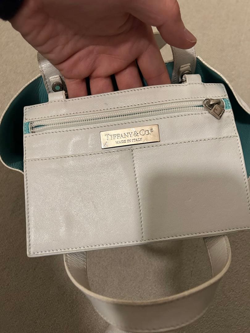 バッグ Tiffany leather hand bag reversible