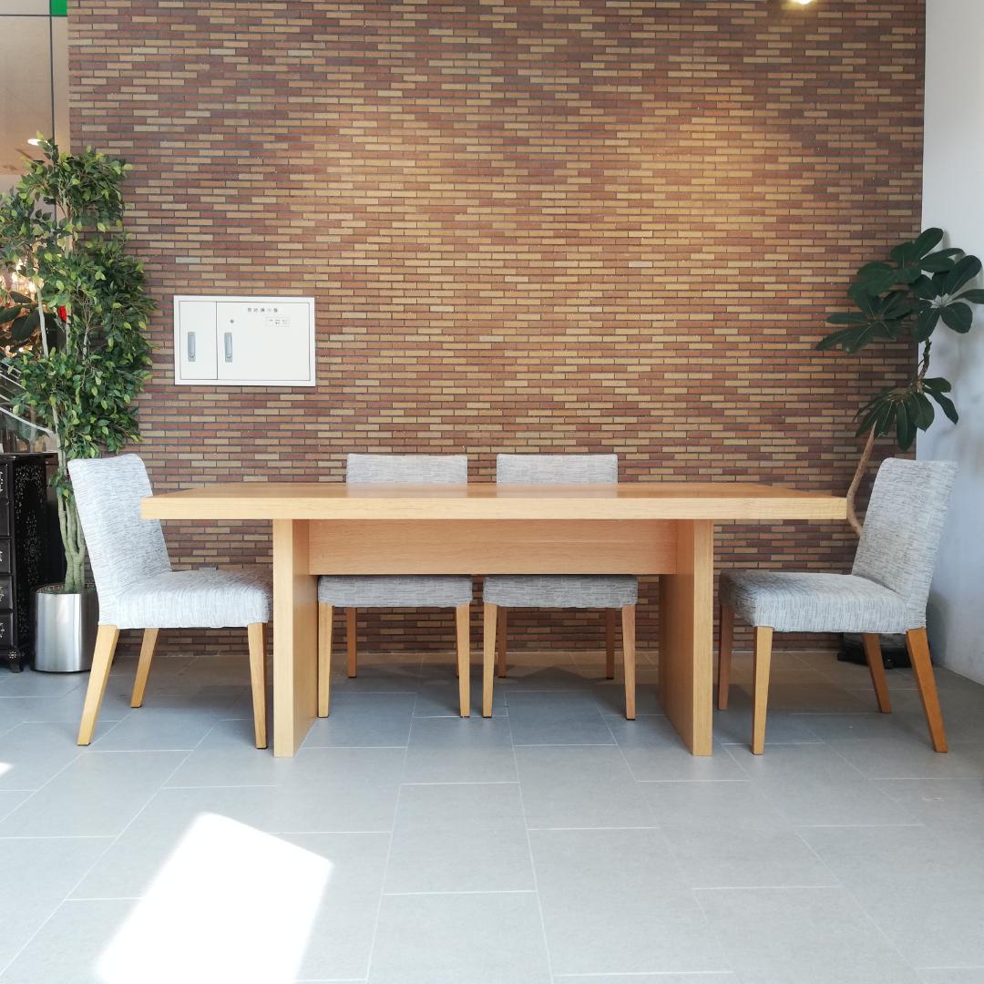 クリスマスセール　美品♠ポルトガル　Tema/IDC大塚ダイニングセット