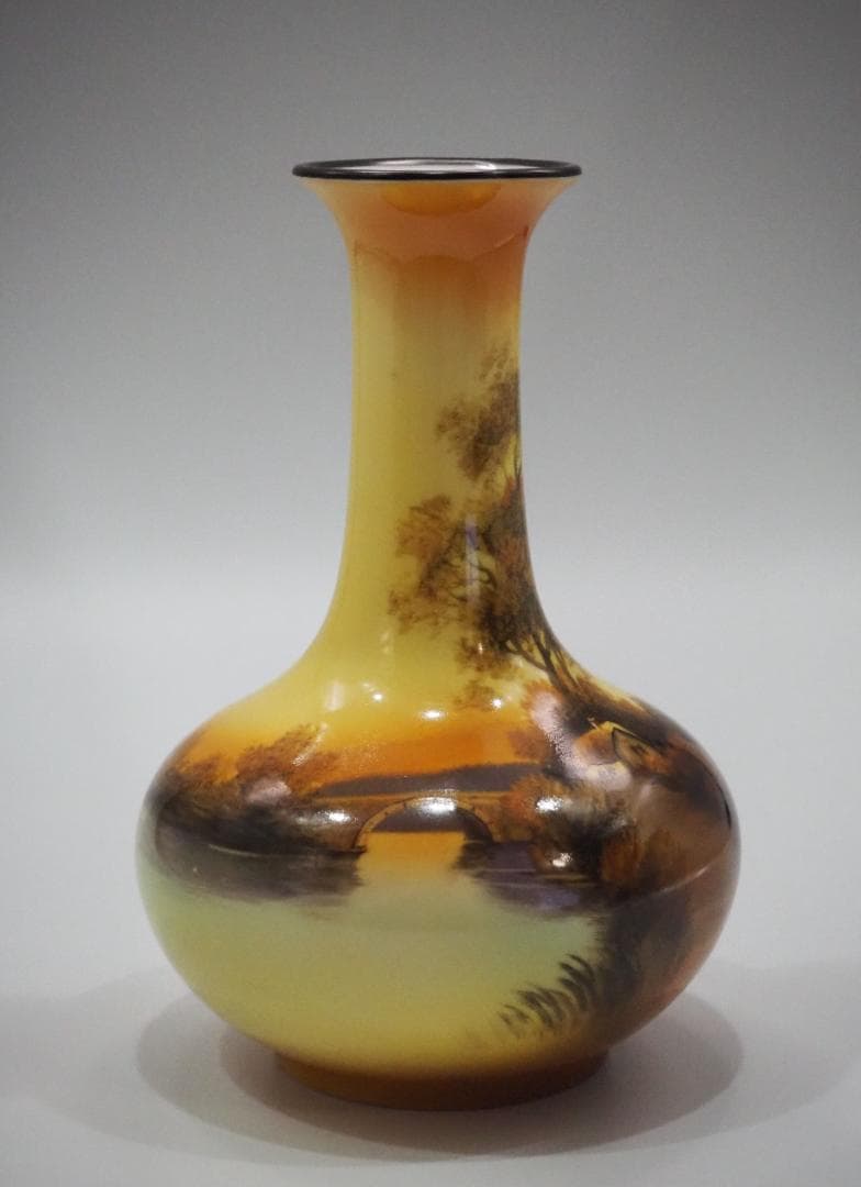 明治期里帰りノリタケM-JAPAN印 HANDPAINTED 湖夕焼け風景花瓶