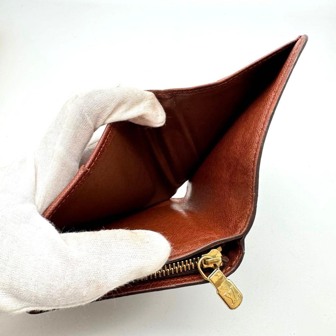 美品✨️ルイヴィトン　モノグラム　コンパクトジップ　二つ折り財布　財布　ミニ