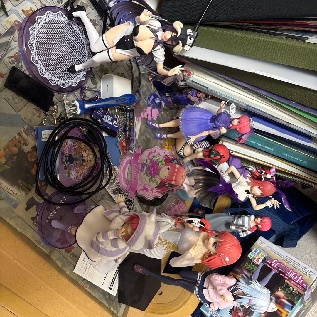 アニメキャラクター フィギュアセット