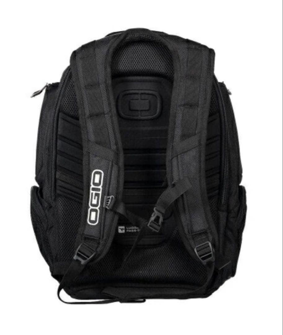 Ogio ツーリングバックパック Gambit17 backpack 色調：黒