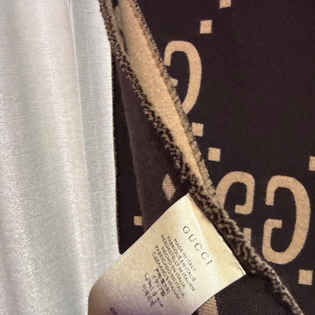 GUCCIマフラー　GGジャガード　ベージュ