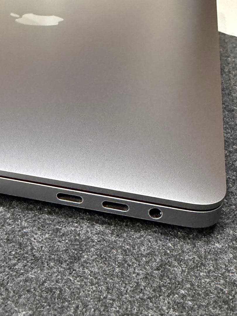 MacBook Pro 16インチ 2019 i7/16GB/512GB