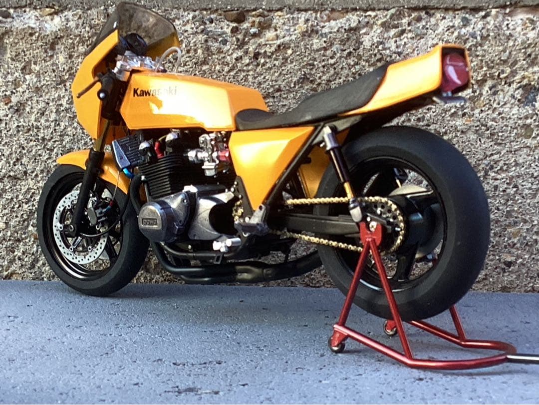 メカザワ バイクプラモデル族車　アオシマ1/12 Z1-R (ジャンク品)