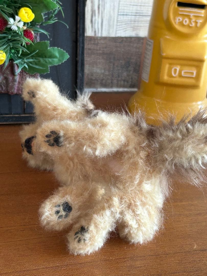 羊毛フェルト　ハンドメイド　犬　ヨークシャテリア　サイズ(中) ねえ!ねえ!