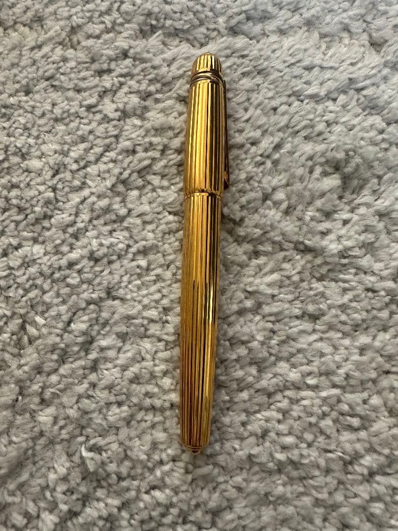 カルティエ ゴールドボールペン
