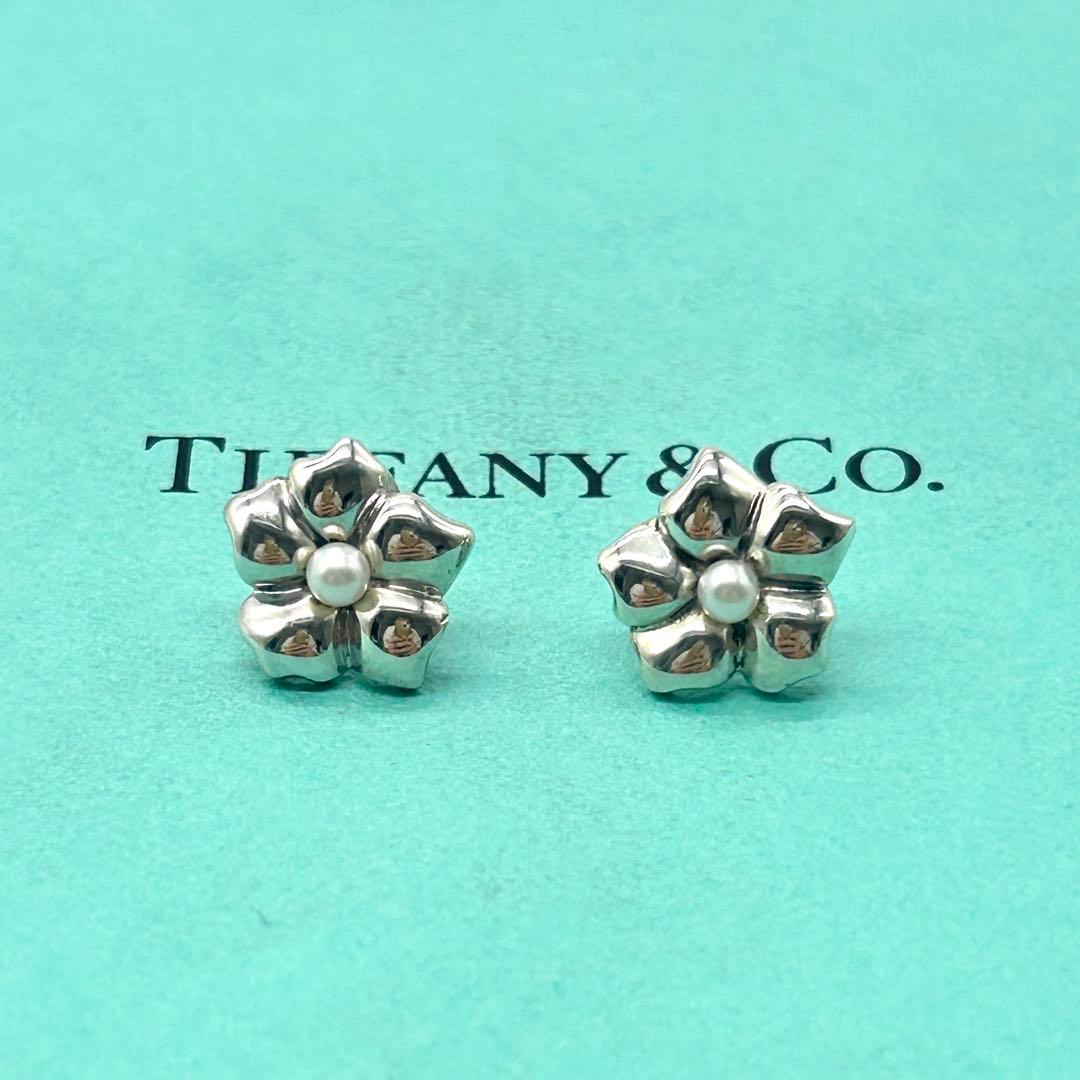 ティファニー　フラワー　パール　スタッド　ピアス　シルバー　925