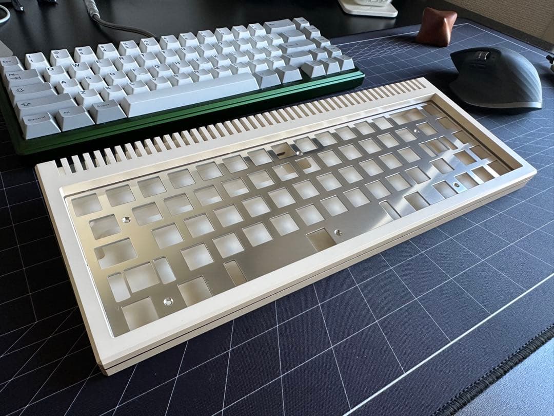 RAMA WORKS Thermal Plus Hotswap 自作キーボード