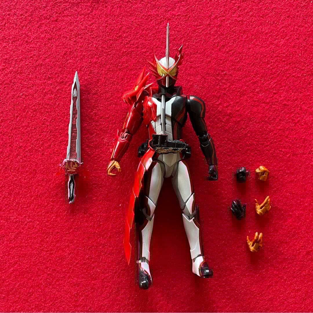 S.H.Figuarts 仮面ライダーカリバー　仮面ライダーエスパーダ　セイバー