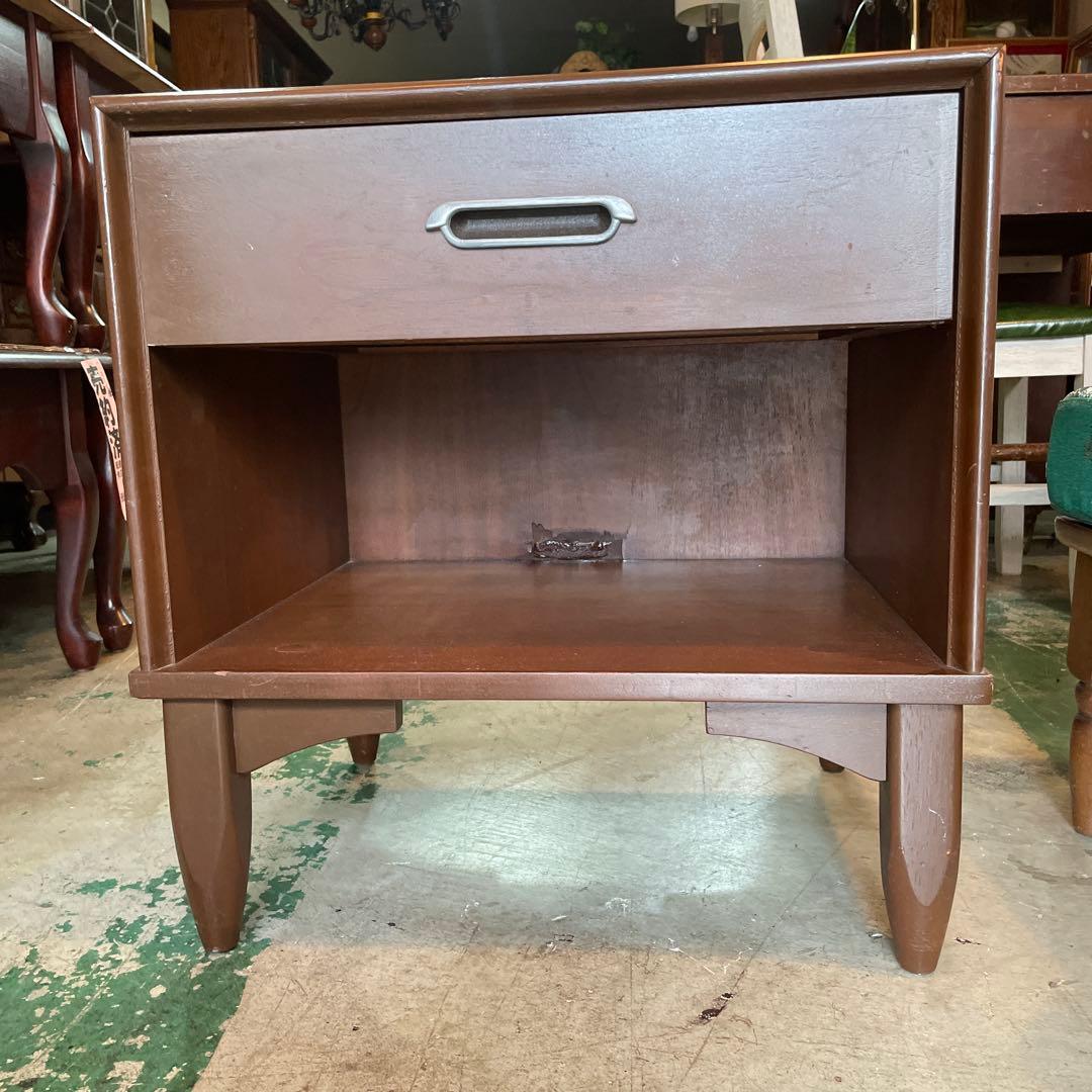 最終値下げ‼︎ アメリカンヴィンテージ・チークナイトテーブル　1980年代