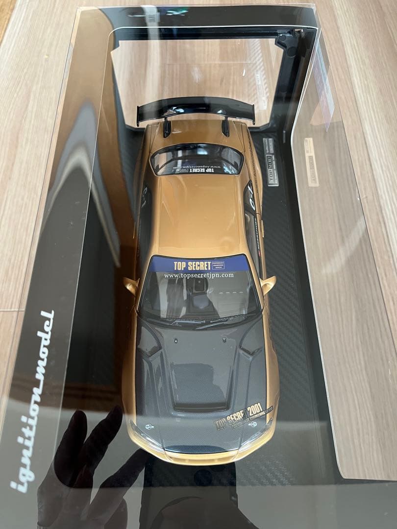 1/18IG3847 TOP SECRET 34GT-R（BNR34）GOLD