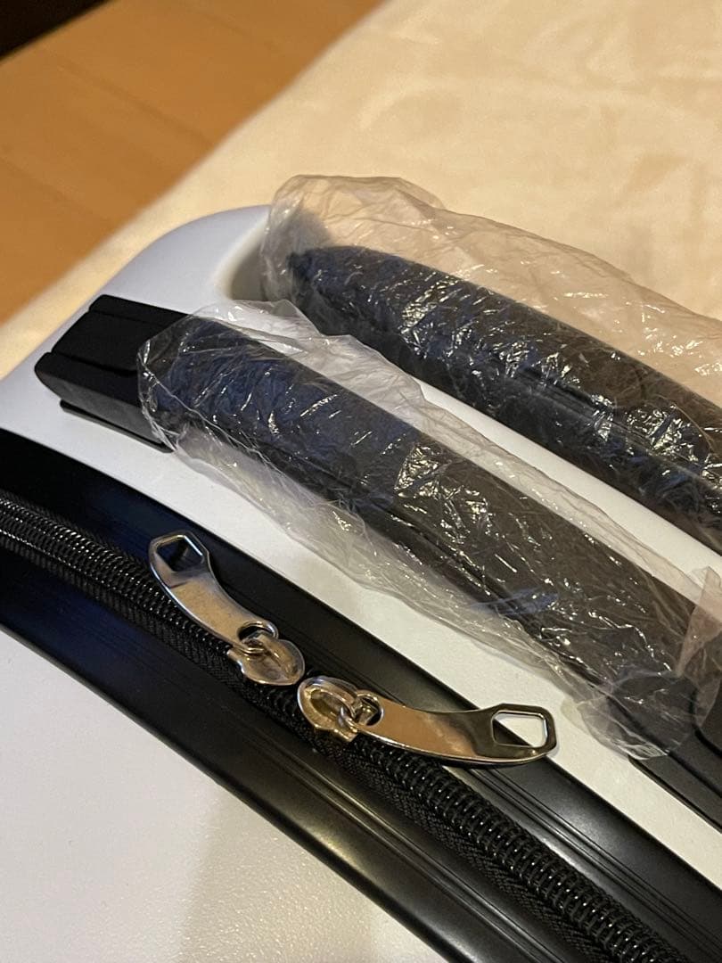 【新品】サンリオキャラクター キャリーケース キティ　クロミ　シナモン　マイメロ