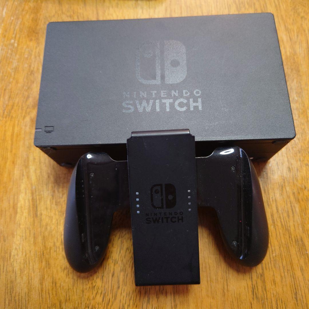 もーさん Nintendo Switch 本体 青と赤のJoy-Con付き