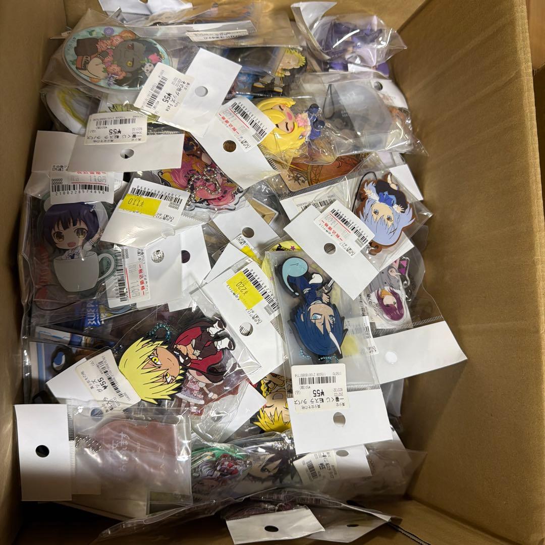 アニメグッズ ノンジャンル 小物　大量　まとめ売り　120サイズ　450点〜