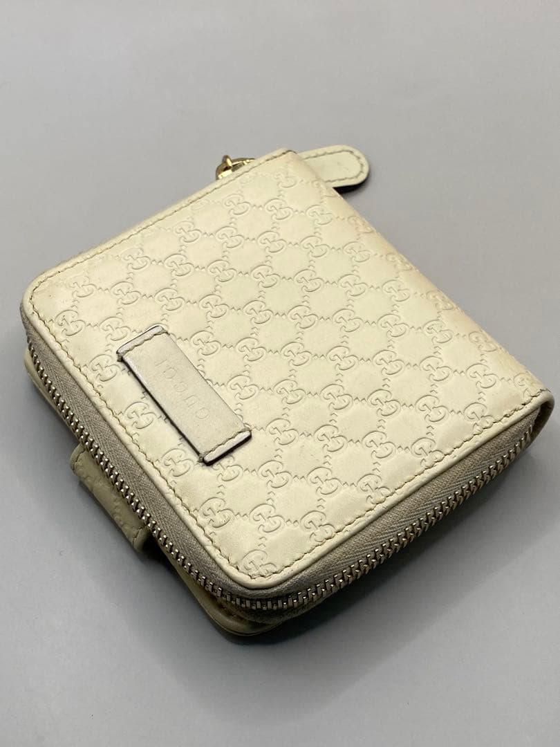 お*ん様 GUCCI グッチシマ　コンパクトラウンドファスナー　クリーム