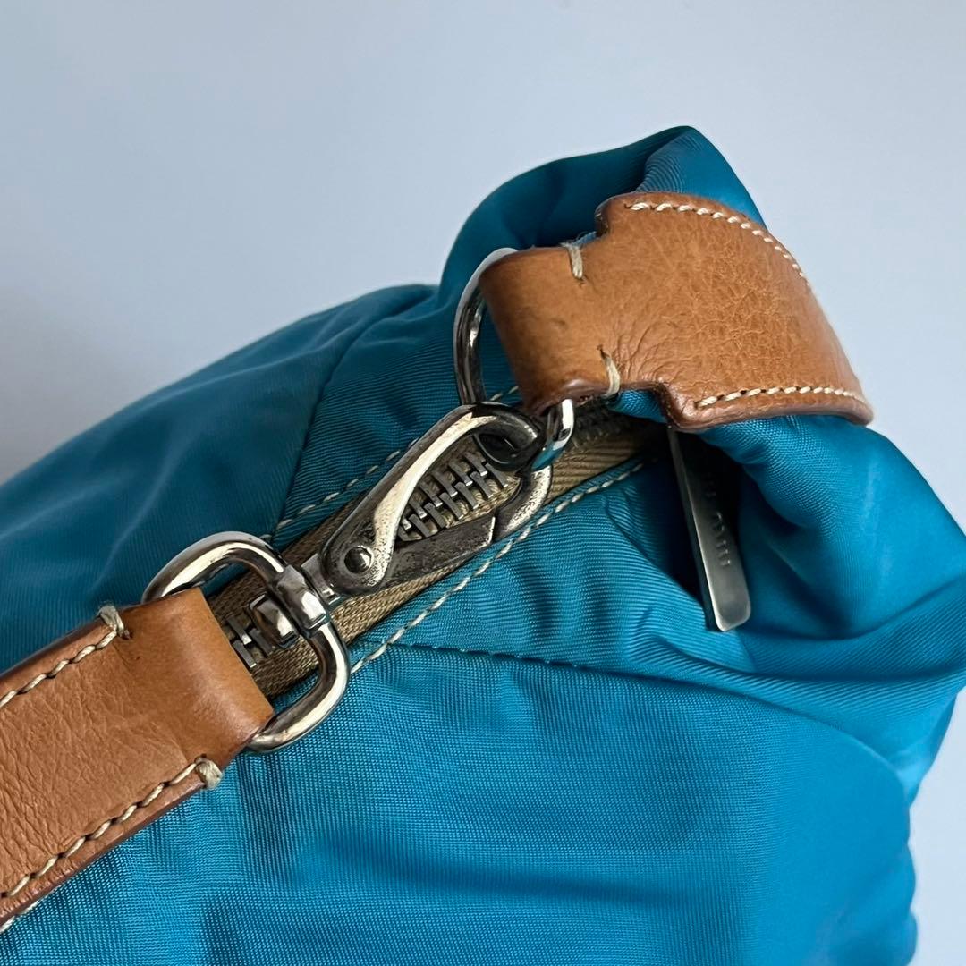 ✨未使用級✨　MIUMIU ハンドバッグ　バニティー　ナイロン　水色