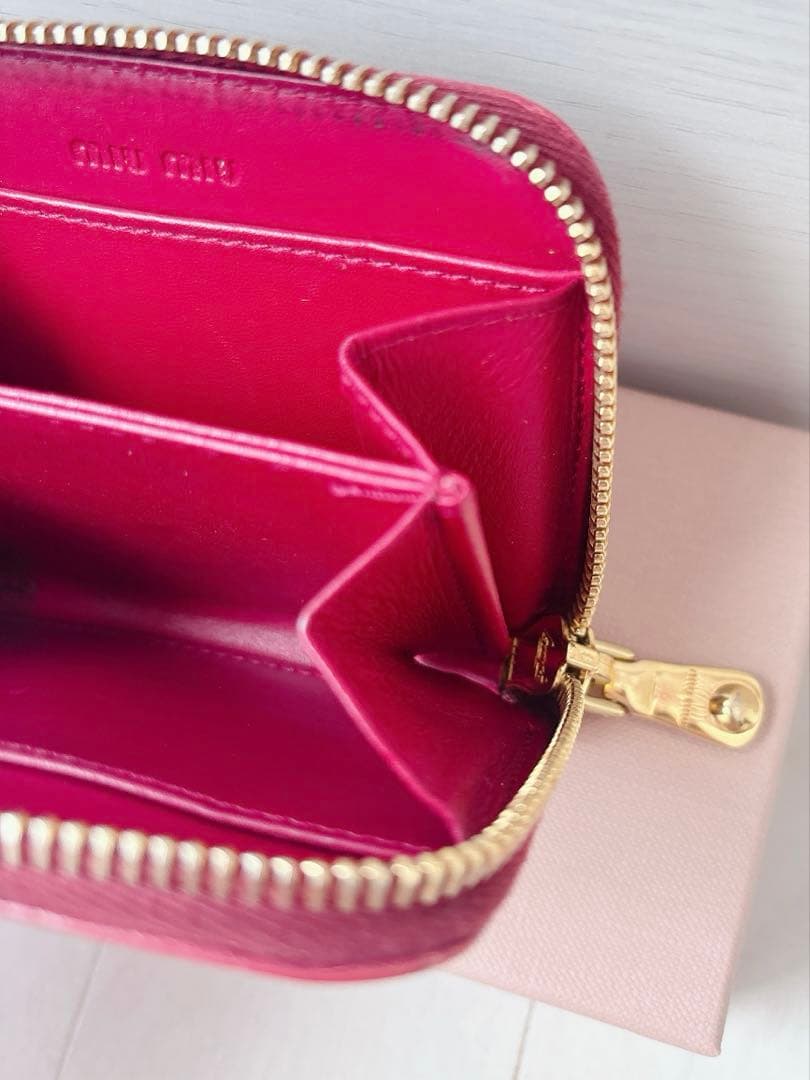 ☆ミュウミュウ☆MIU MIU☆ケース☆レザー☆ミニ財布☆ピンク☆