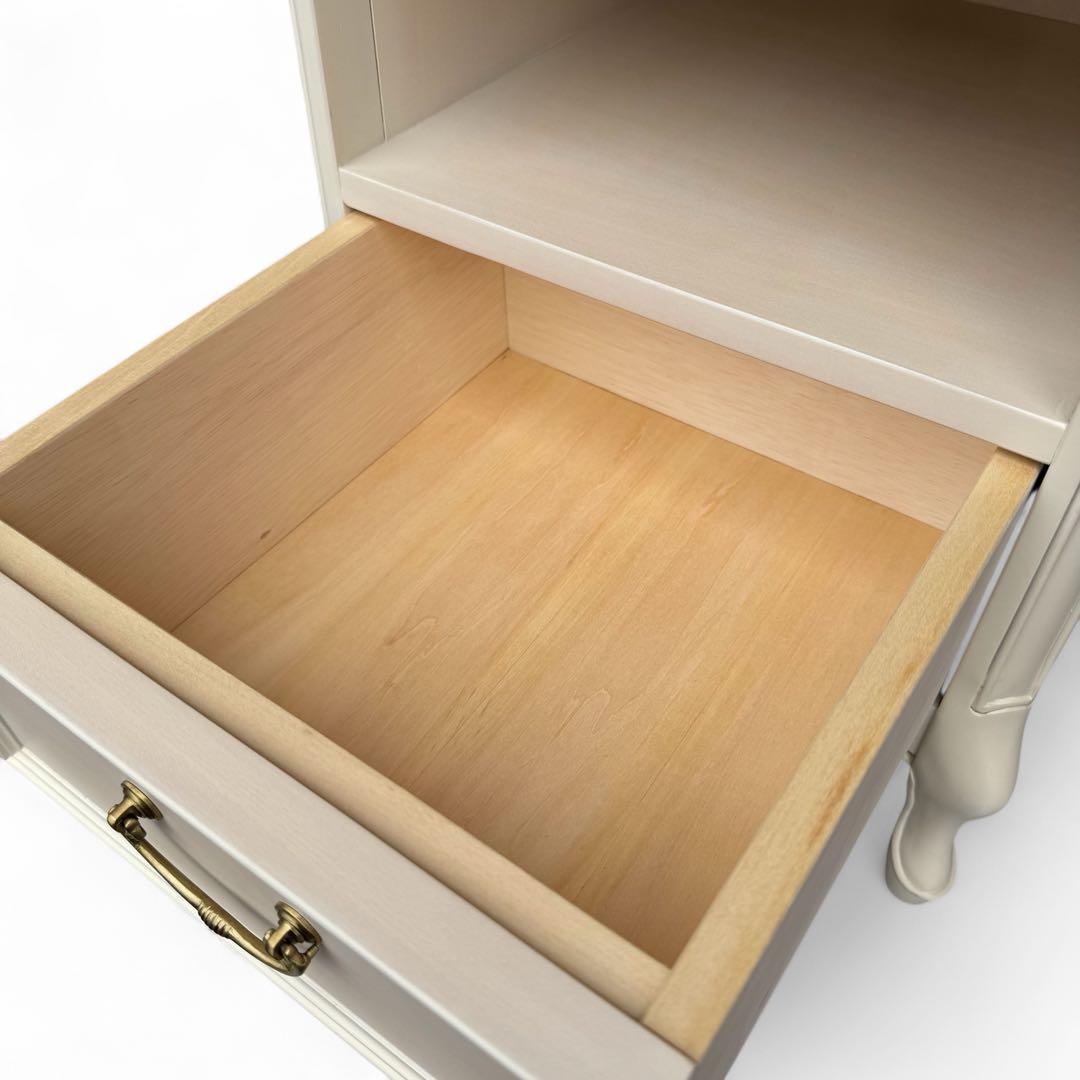 東海家具　TOKAI KAGU フルールWH　ナイトテーブル 白家具　姫系