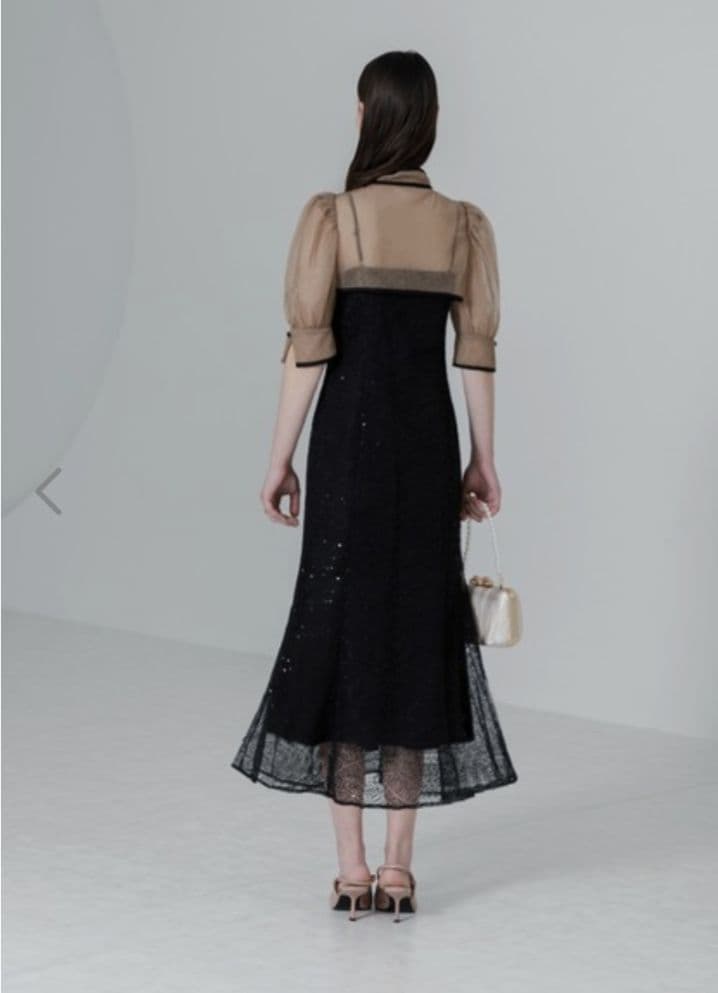 エレガントなブラックパーティードレス