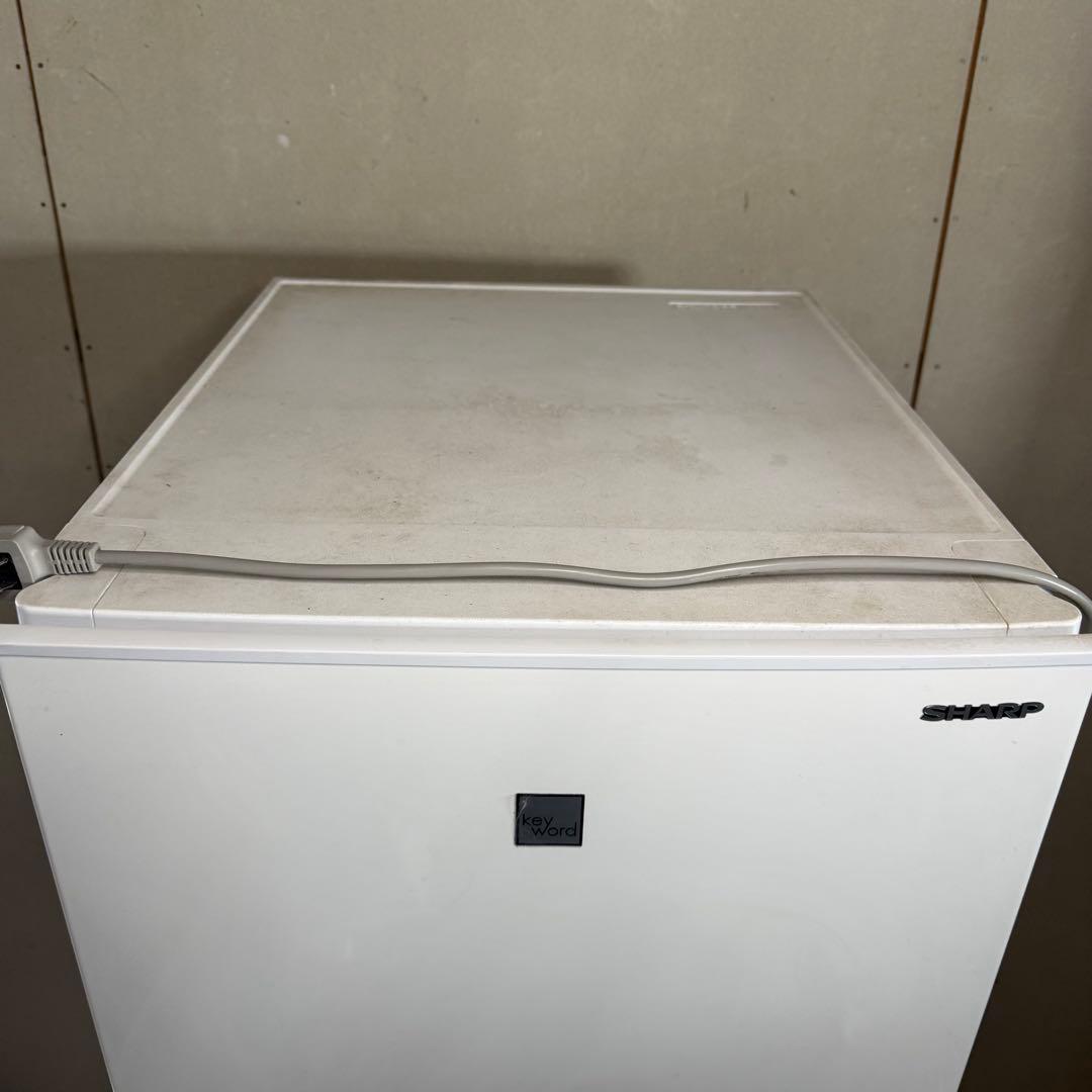 【207】SHARP 冷蔵庫　SJ-18E8-KW 179L 2021年