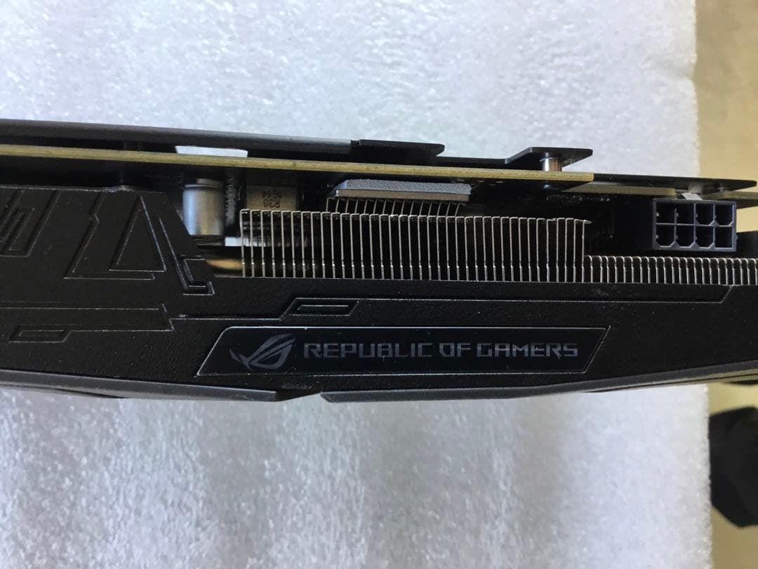 ASUS STRIX-GTX1070-8G-GAMING《ジャンク品》