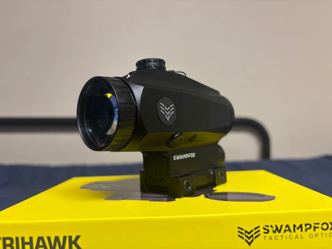 実物 swampfox TRIHAWK 3X30 プリズムスコープ ドットサイト