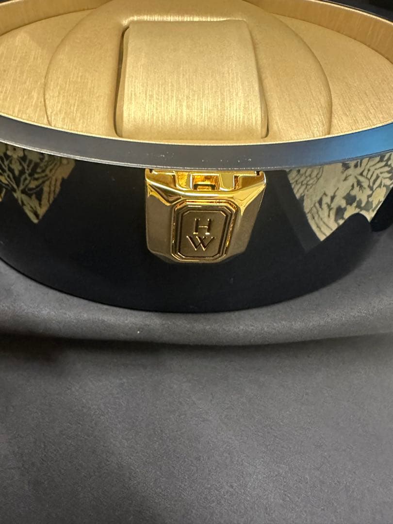 HARRY WINSTON 時計 ギフトボックス ネイビー