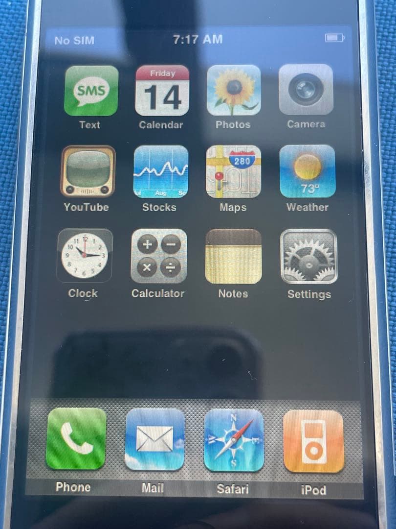 iPhone 2G 美品　4GB 初代　第1世代　日本未発売