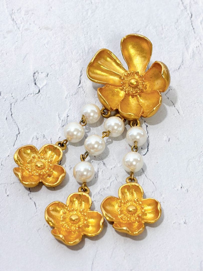 kenzo ビンテージ　ブローチ　ゴールド　フラワー　花　パール　レトロ