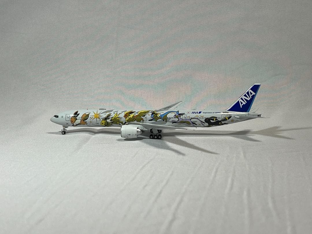 Aviation 1:400 ANA 全日空 B777-300ER JA784A