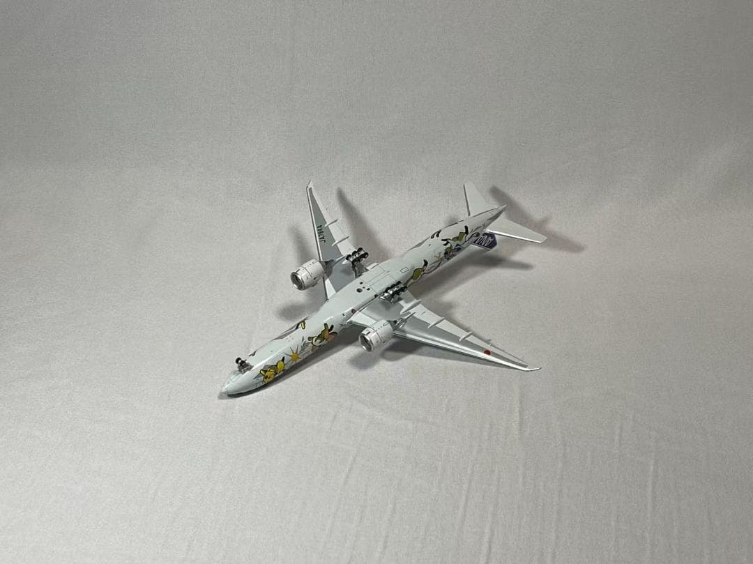 Aviation 1:400 ANA 全日空 B777-300ER JA784A