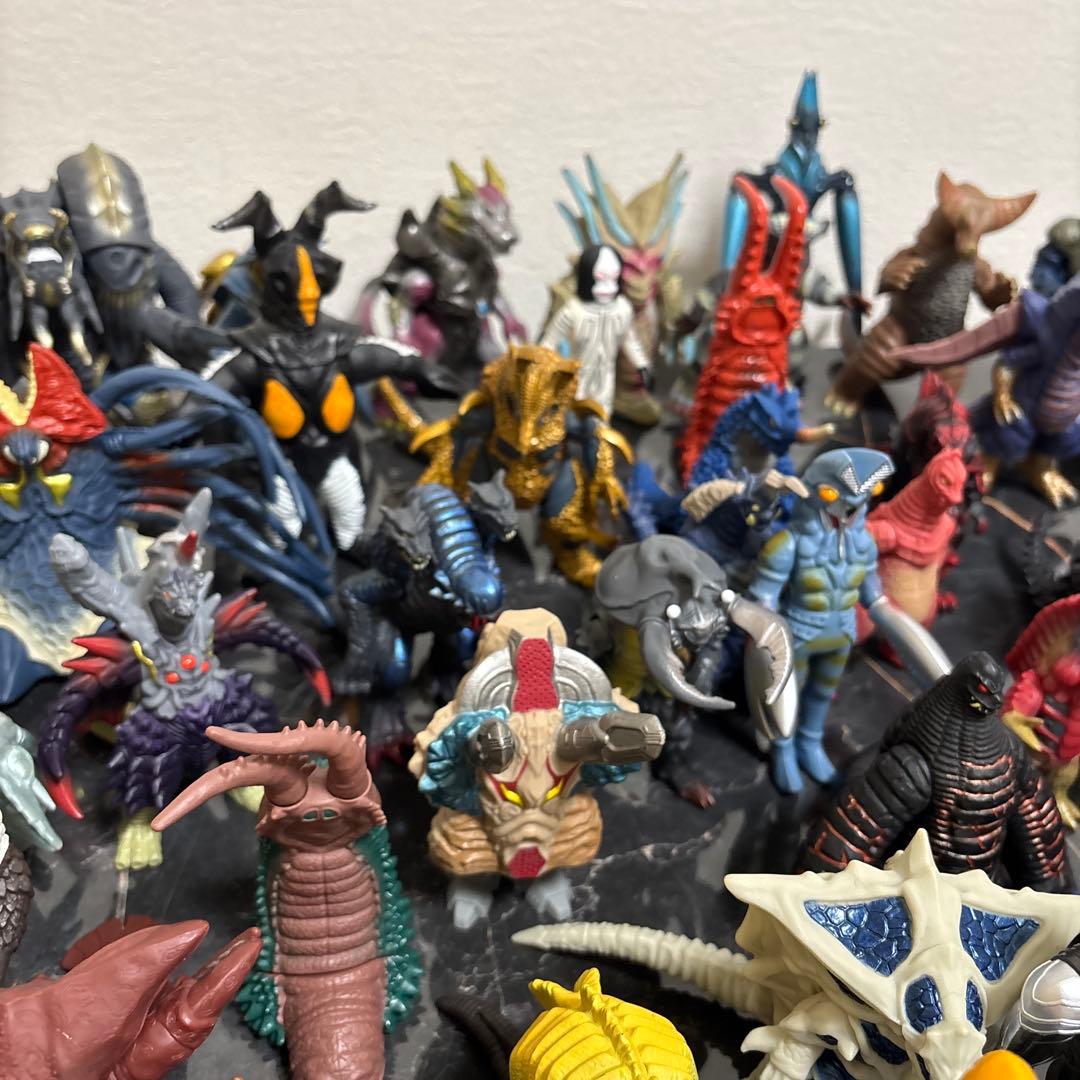ウルトラマン　フィギア　怪獣　大量　まとめ売り