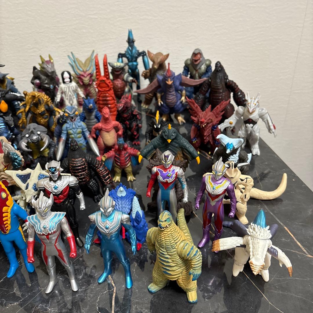 ウルトラマン　フィギア　怪獣　大量　まとめ売り