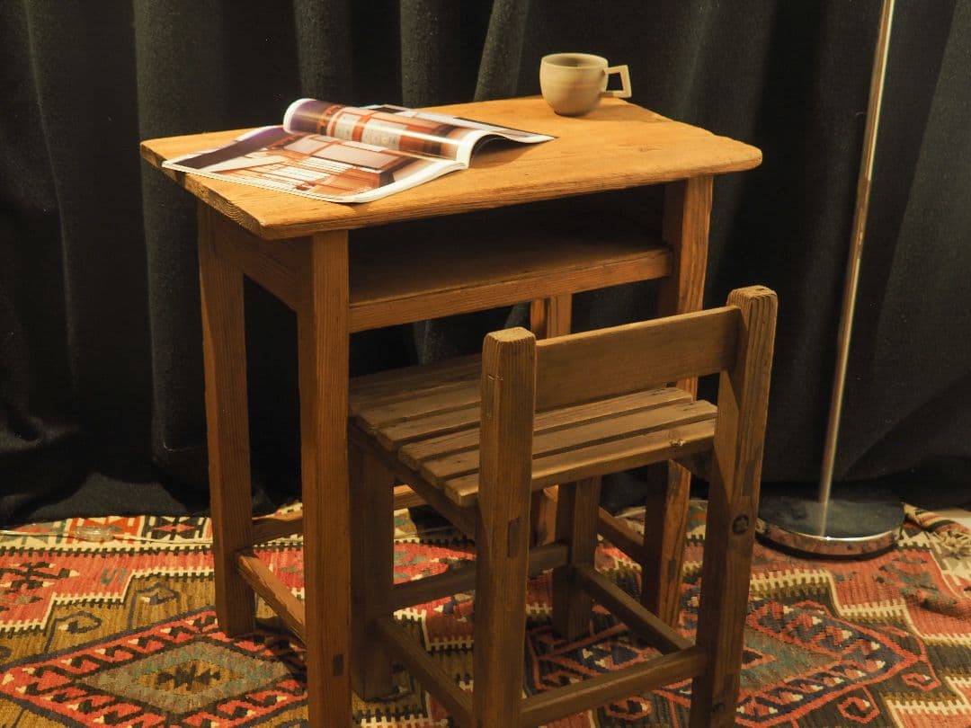 【値引中】レトロスクールデスク＆チェア