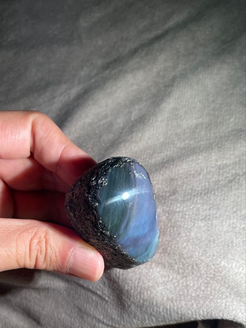 研磨品　十勝石玲瓏　複合色オーロラ　レインボーオブシディアン