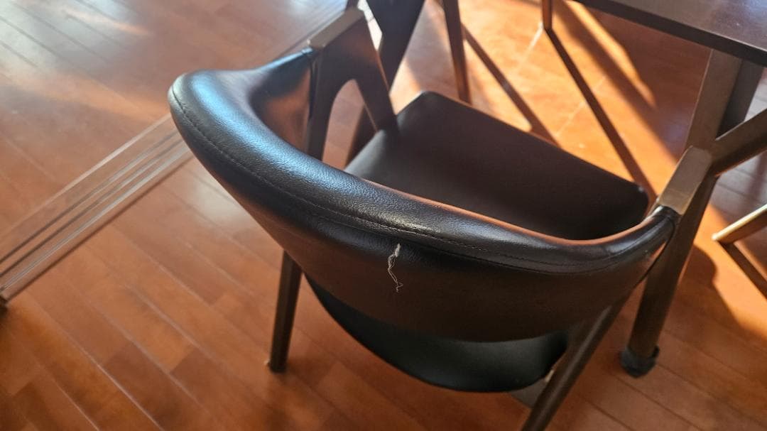 【関家具製】【岐阜引取】ダイニング5点セット4人掛けテーブルアームチェア