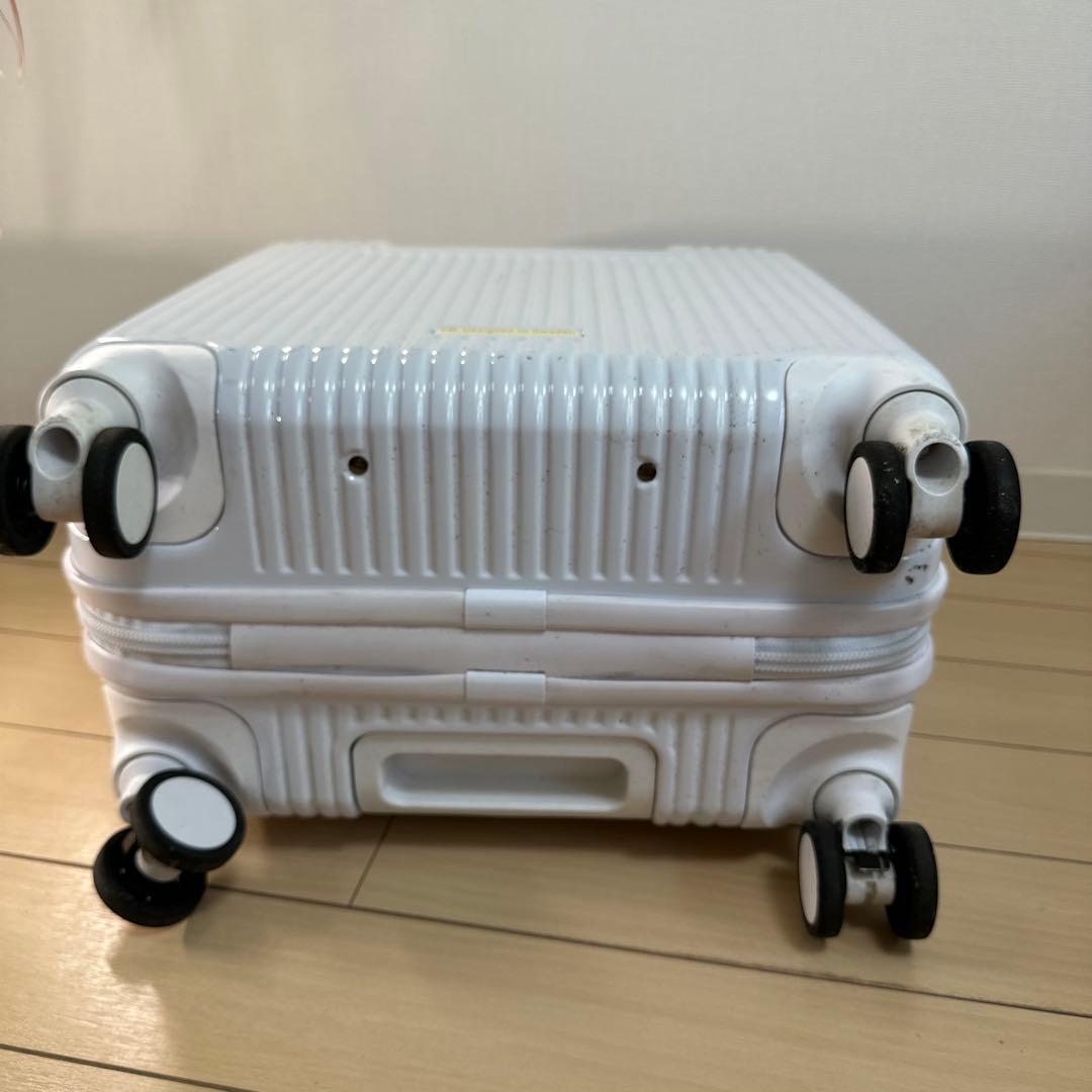 innovator INV20 キャリーケース33Lホワイト