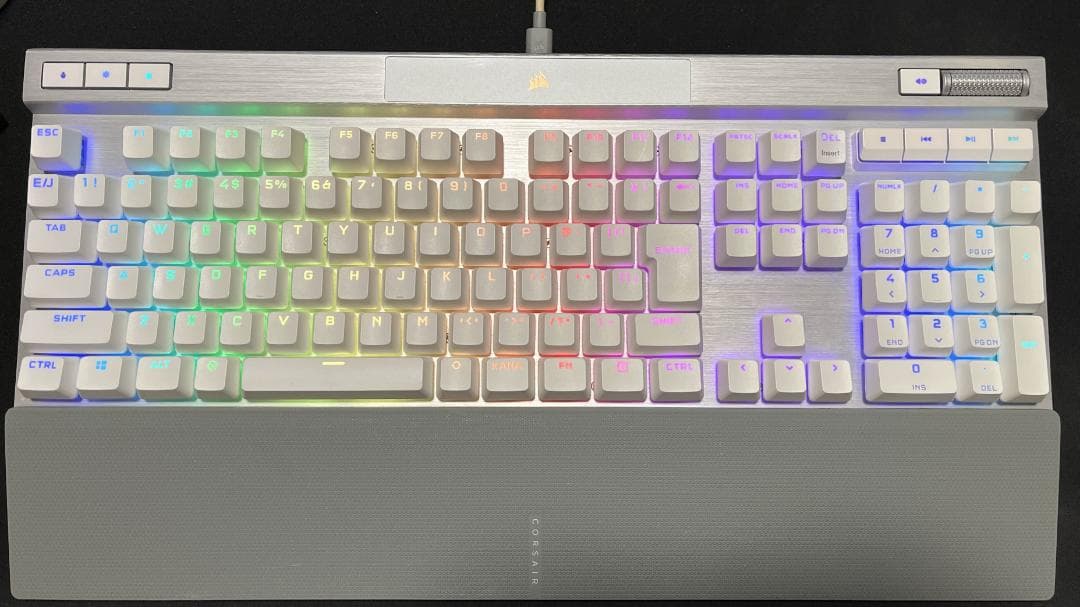 Corsair K70 PRO RGB WHITE OPX軸