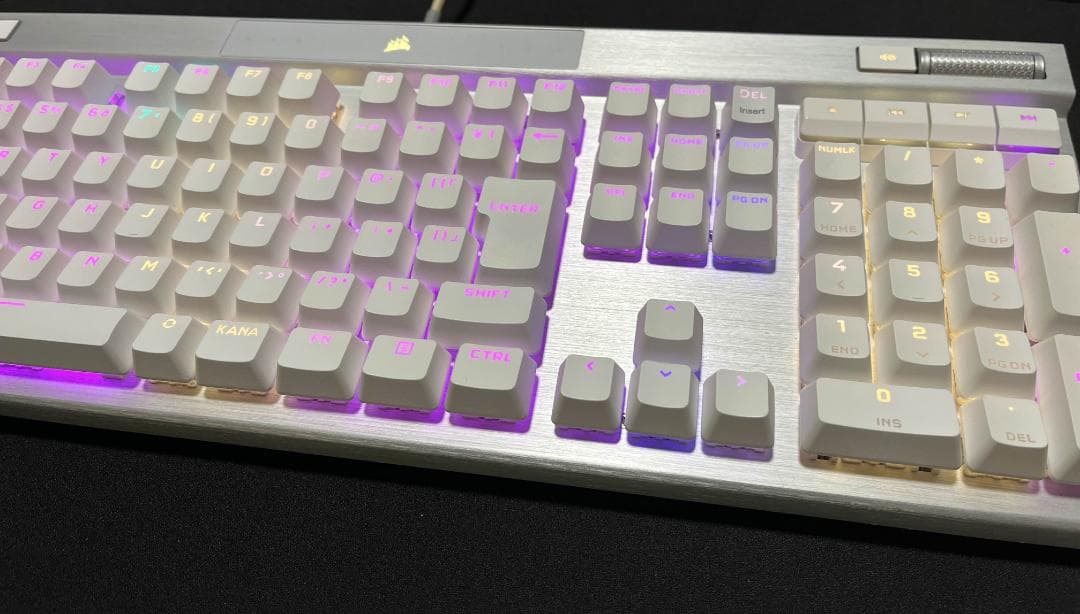 Corsair K70 PRO RGB WHITE OPX軸