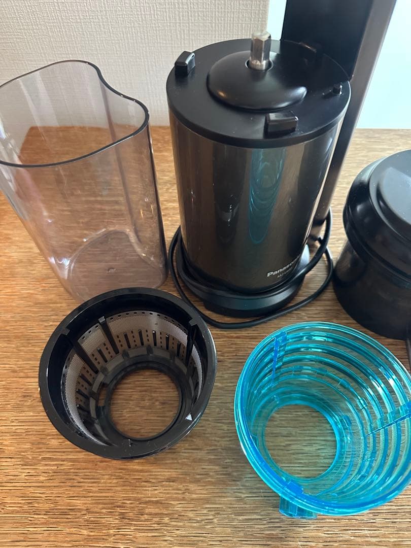 パナソニックMJ-L600 ジューサー ブラック