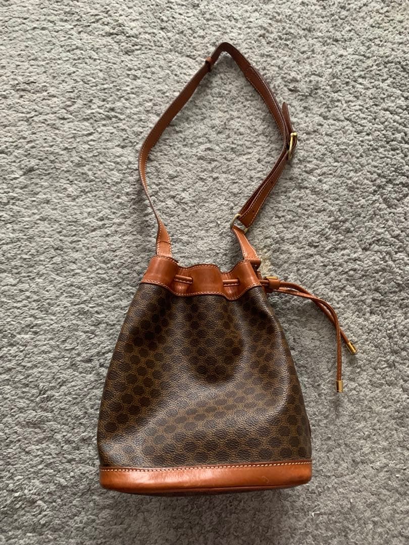 タニベン 様CELINE マカダム ショルダーバッグ 巾着 セリーヌ トリンオフ