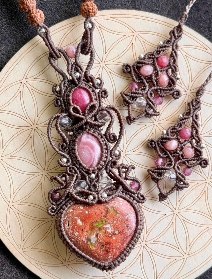 専用ぺージ♡カンテラオパール＆インカローズ＆インペリアルロードナイトのネックレス