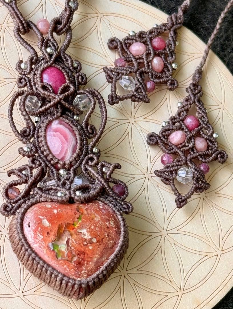 専用ぺージ♡カンテラオパール＆インカローズ＆インペリアルロードナイトのネックレス